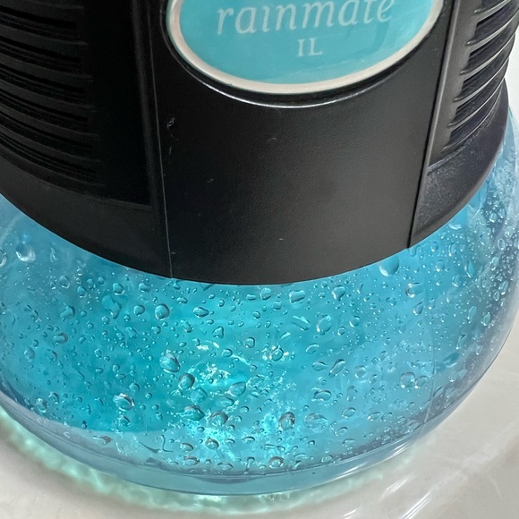 IL Black and Blue Air Purifier by Rainbow Vacuum - Picture 9 of 9